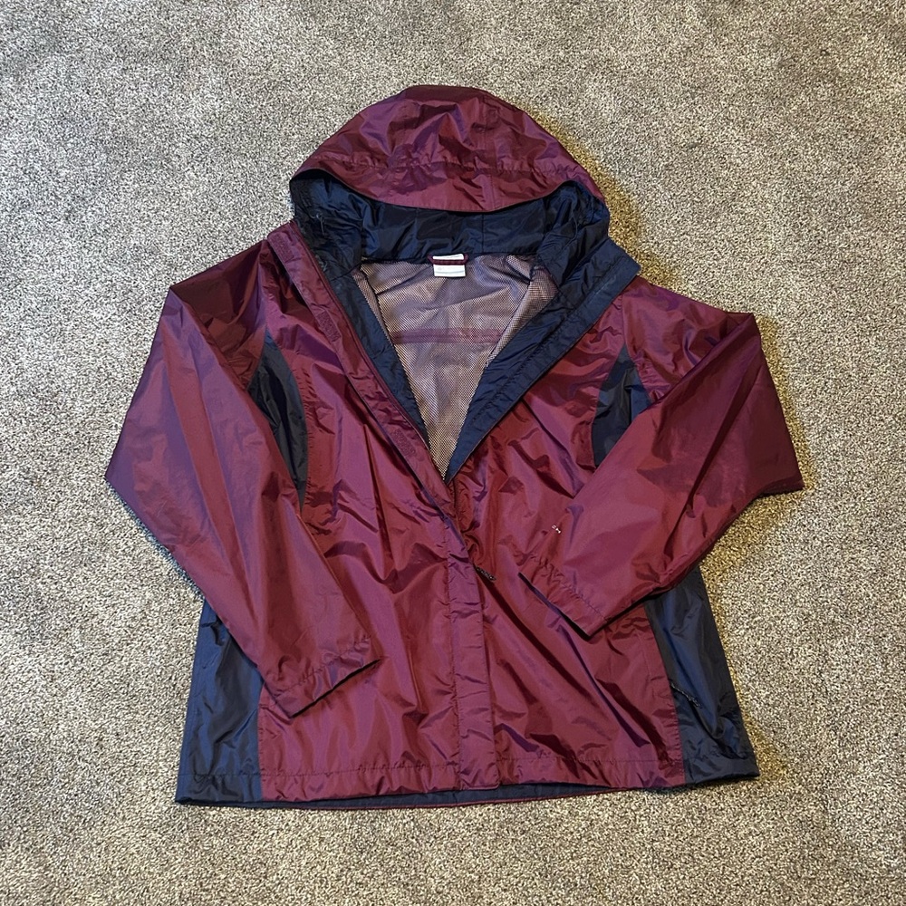 Columbia rain jacket / wind breaker
